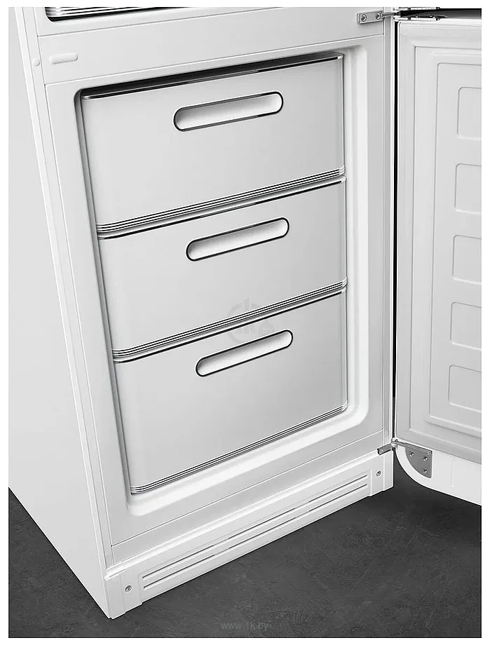 Фотографии Smeg FAB32RWH6