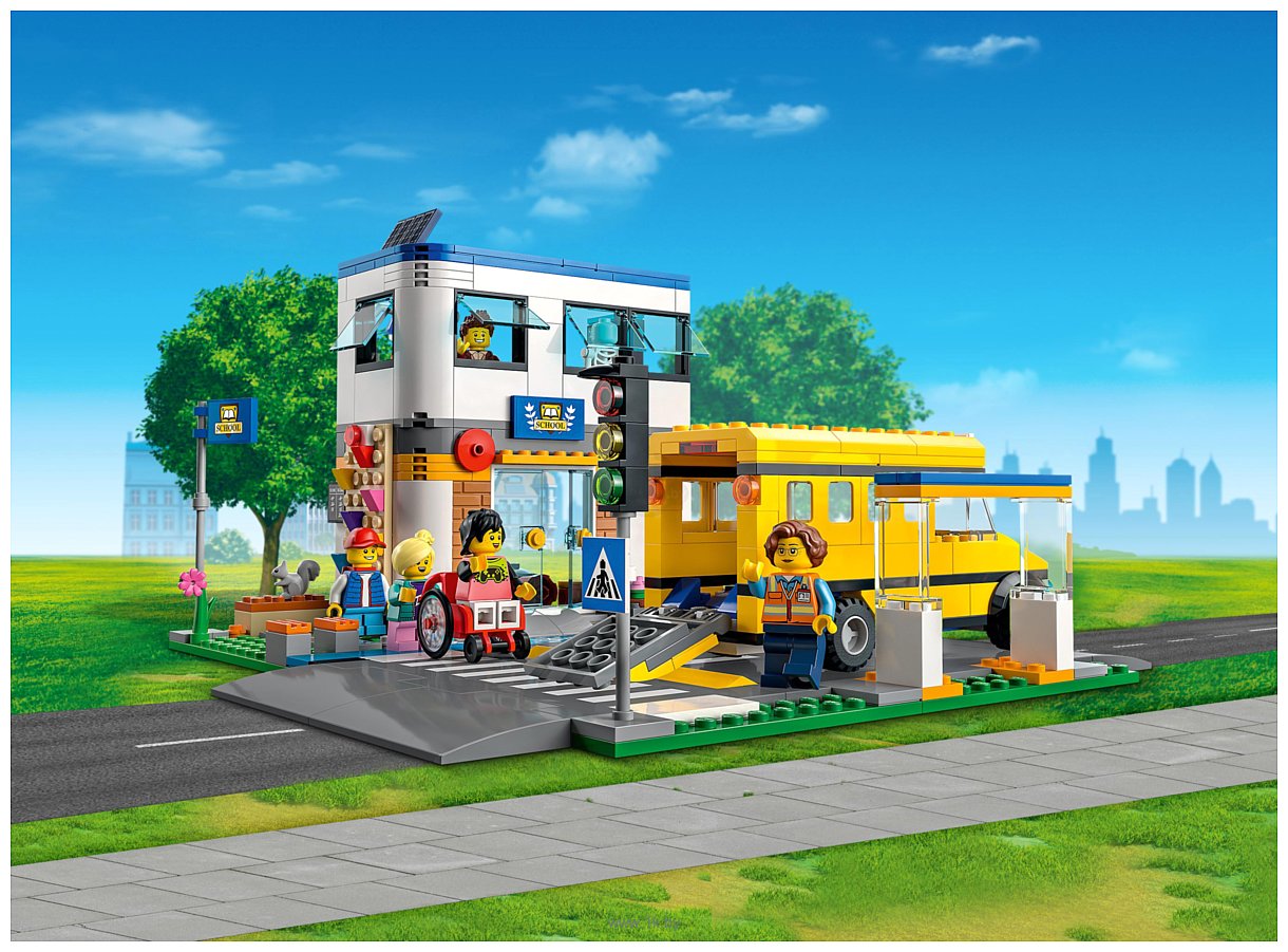 Фотографии LEGO City 60329 День в школе