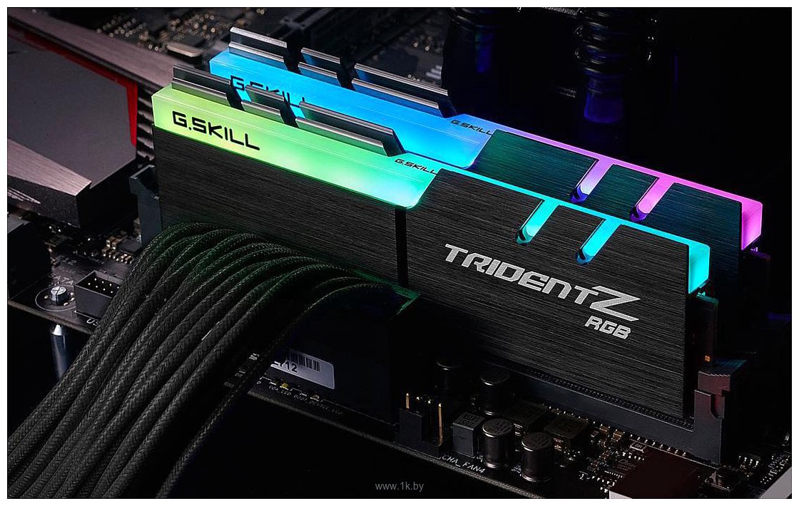 Фотографии G.SKILL Trident Z RGB F4-4400C19D-64GTZR