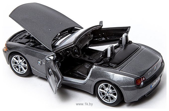 Фотографии Bburago BMW Z4 18-22002 (серый)