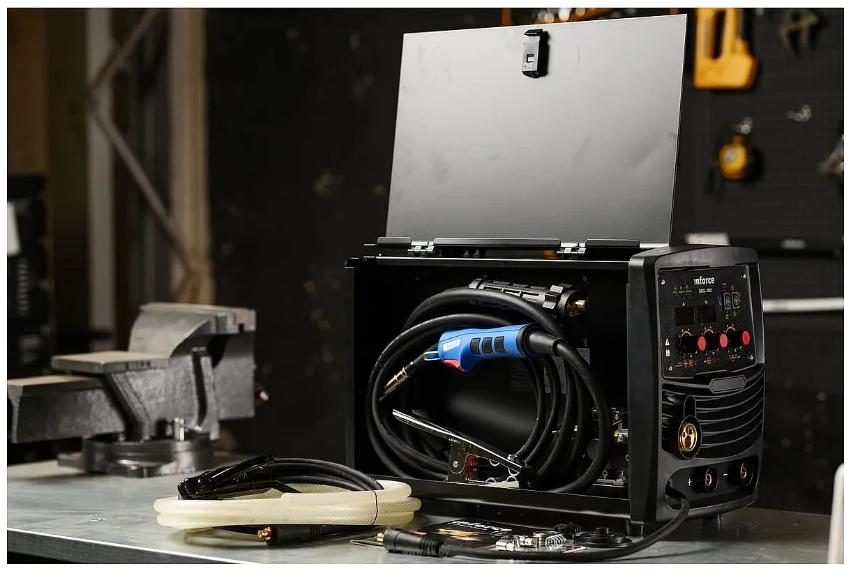 Фотографии Inforce MIG-200 Фотографии Inforce MIG-200