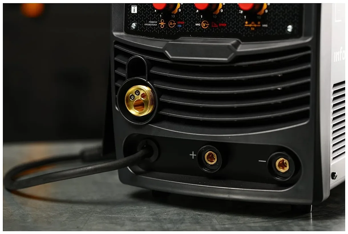 Фотографии Inforce MIG-200 Фотографии Inforce MIG-200