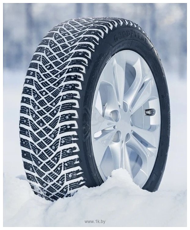 Фотографии Goodyear UltraGrip Arctic 2 215/50 R17 95T