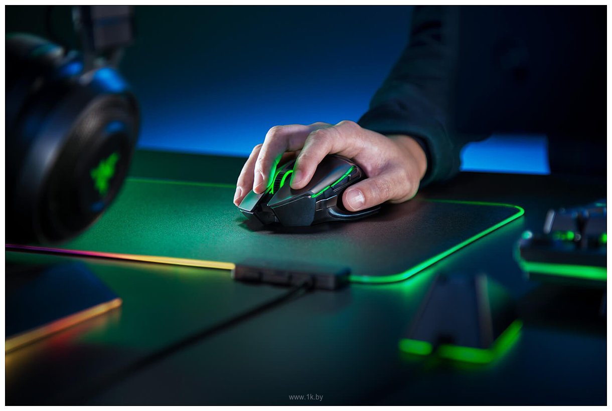 Фотографии Razer Basilisk Ultimate без зарядного крэдла