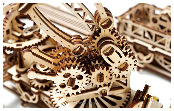 Фотографии Ugears Манипулятор на рельсах