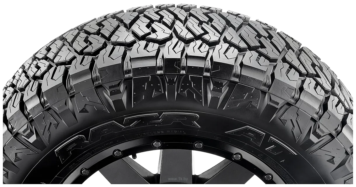 Фотографии Maxxis RAZR AT 265/70 R17 121/118S