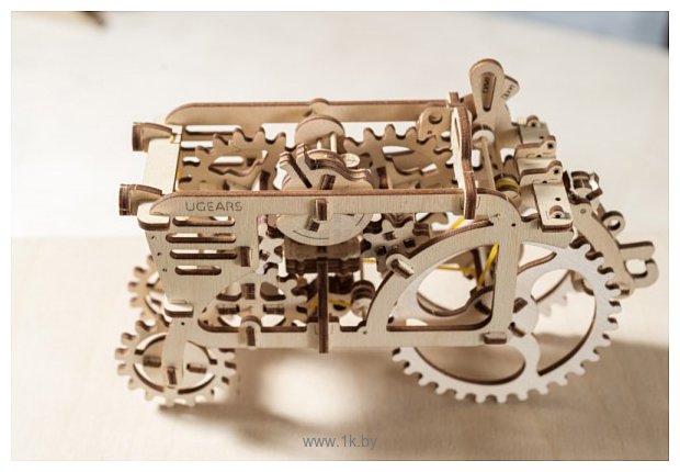 Фотографии Ugears Трактор