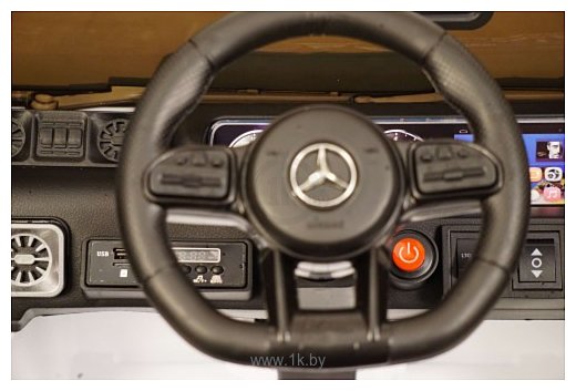 Фотографии RiverToys Mercedes-AMG G63 K999KK (белый)