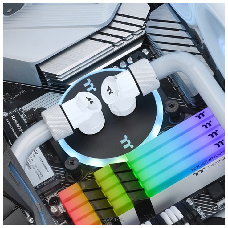 Фотографии Thermaltake Pacific G1/4 90 Degree Adapter White CL-W052-CU00WT-A