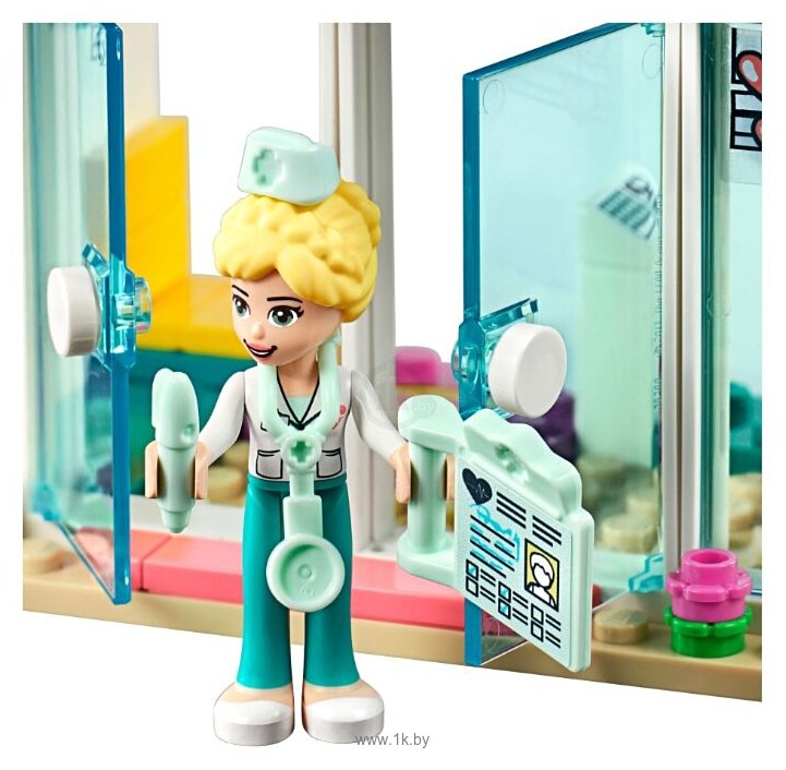 Фотографии LEGO Friends 41394 Городская больница Хартлейк Сити