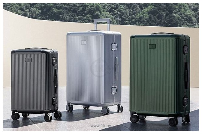 Фотографии Xiaomi Metal Luggage 20" (черный)