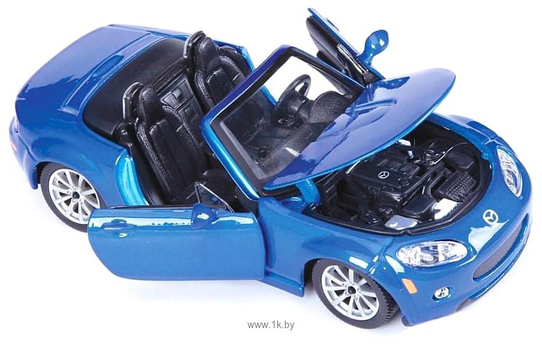 Фотографии Bburago Mazda MX-5 Miata 18-22109 (синий)