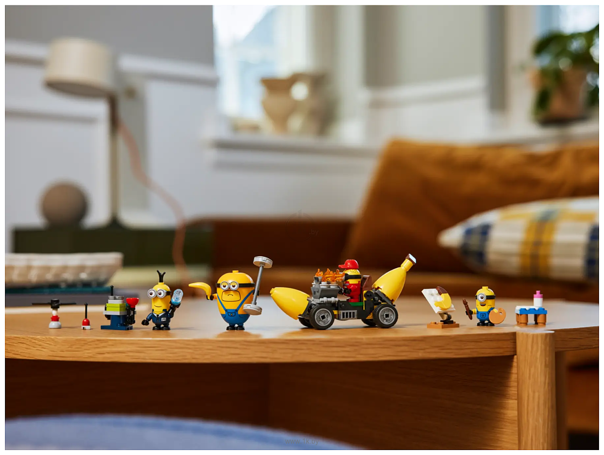 Фотографии LEGO Despicable Me 4 75580 Миньоны и машина-банан