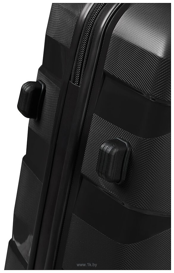 Фотографии American Tourister Air Move Black 75 см