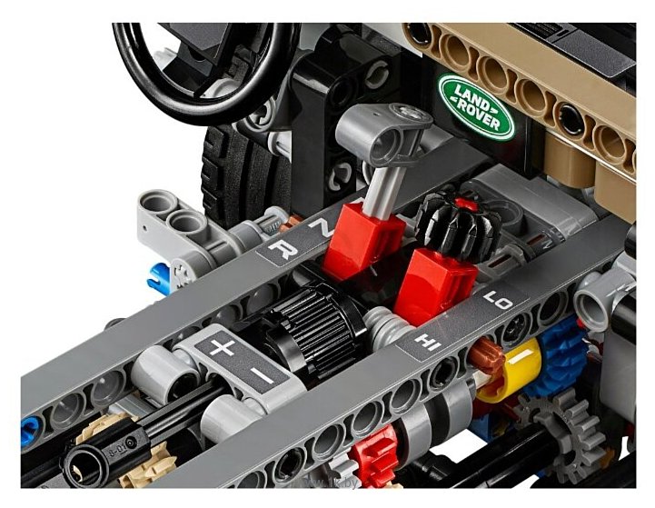 Фотографии LEGO Technic 42110 Land Rover Defender