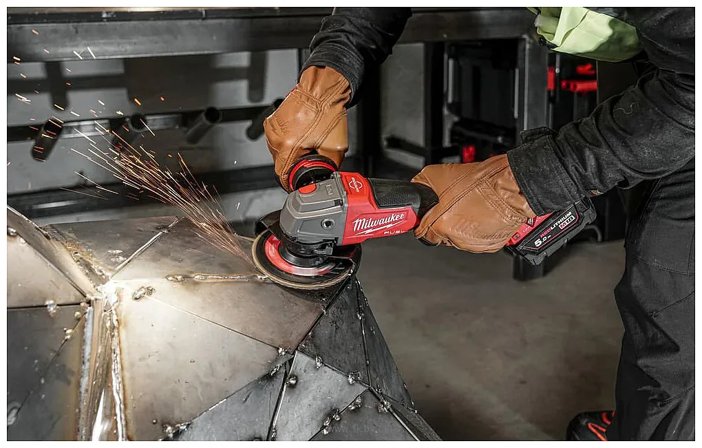 Фотографии Milwaukee M18 ONEFSAG125XPDB-0 Fuel One Key 4933478434 (без АКБ)