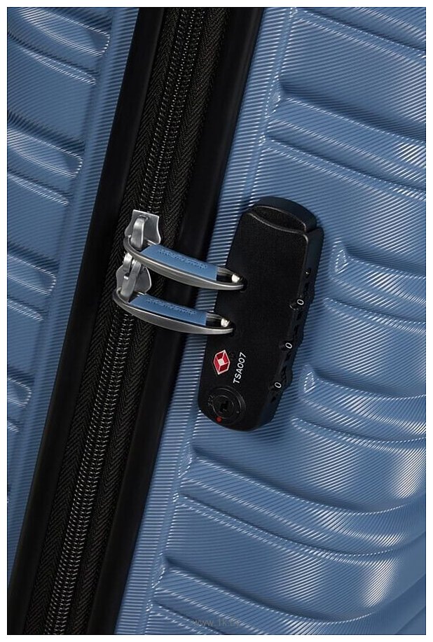 Фотографии American Tourister Flashline ME8-01002 67 см