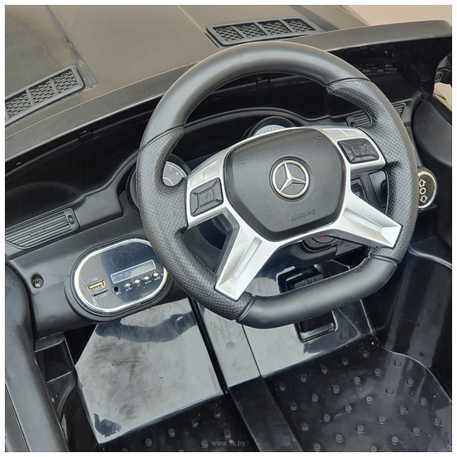 Фотографии RiverToys Mercedes-Benz GLE 53 P333BP (черный глянец)