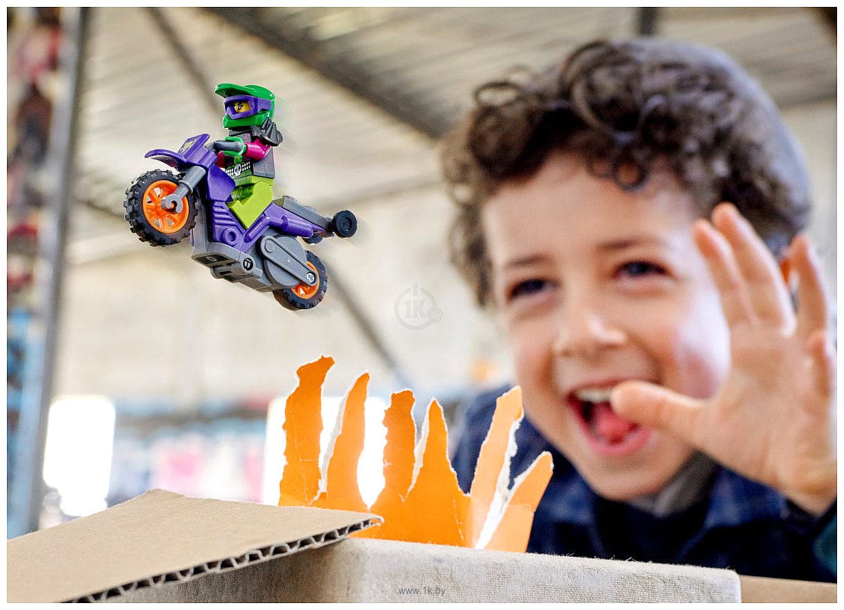 Фотографии LEGO City Stuntz 60296 Акробатический трюковый мотоцикл
