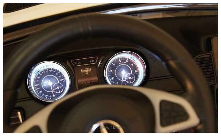 Фотографии Toyland Mercedes-Benz GLS63 4WD Lux (белый)
