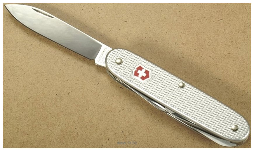 Фотографии Victorinox Pioneer 0.8150.26