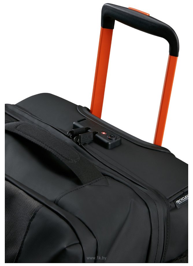 Фотографии American Tourister Urban Track Black/Orange 68 см