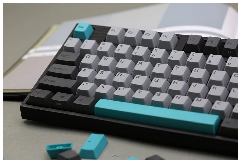 Фотографии Varmilo VD87 V2 Dual Mode Moonlight Cherry MX Silent Red (без кириллицы)