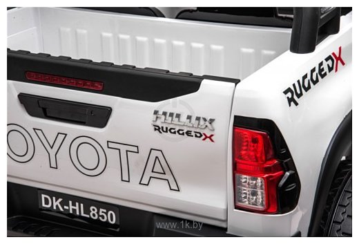 Фотографии RiverToys DK-HL850 Toyota Hilux (белый)