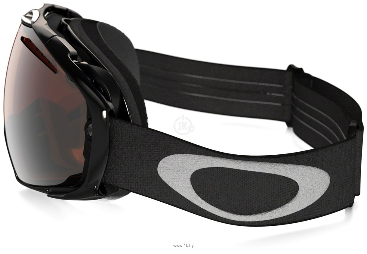 Фотографии Oakley Airbrake