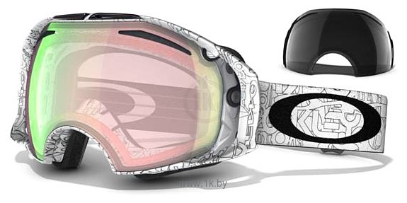 Фотографии Oakley Airbrake