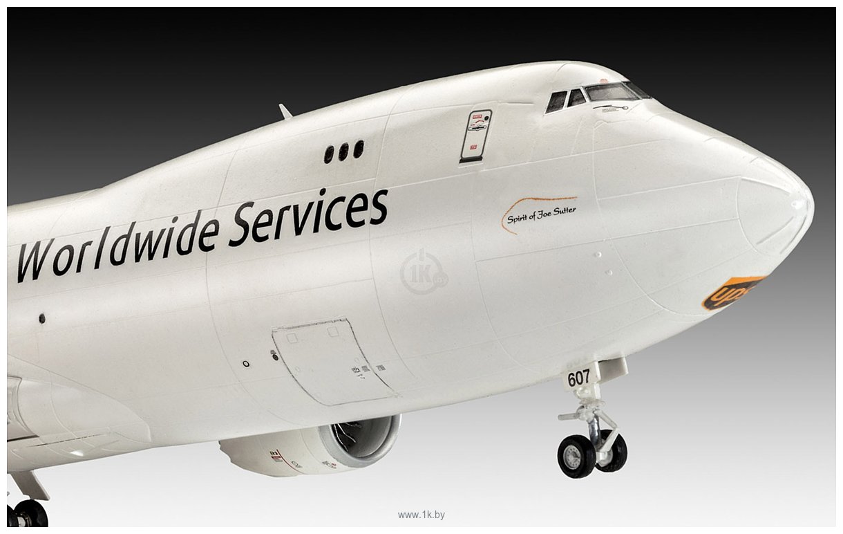 Фотографии Revell 03912 Boeing 747-8F экспресс-доставки UPS