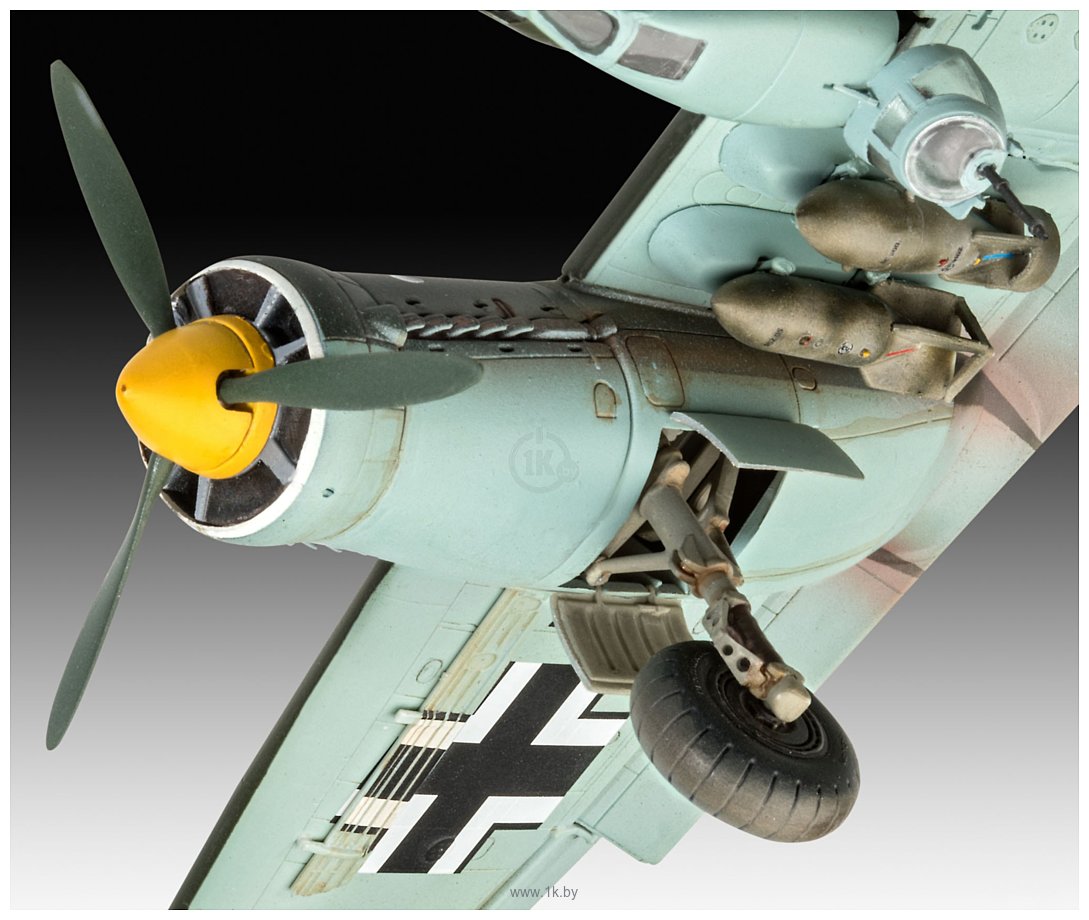 Фотографии Revell 04972 Junkers Ju 88 A-1 Battle of Britain