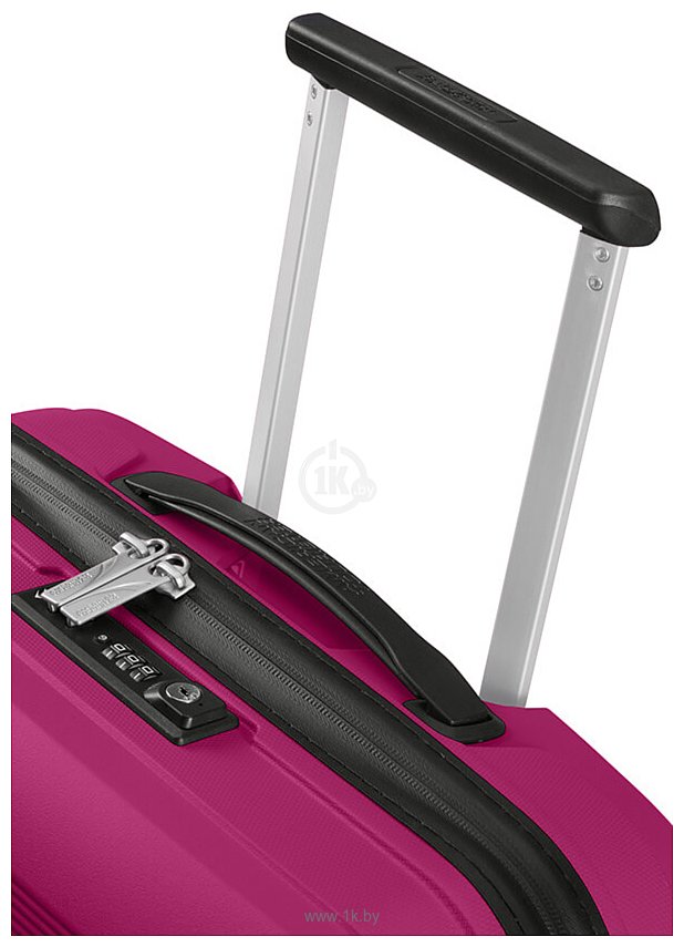 Фотографии American Tourister Airconic Deep Orchid 55 см