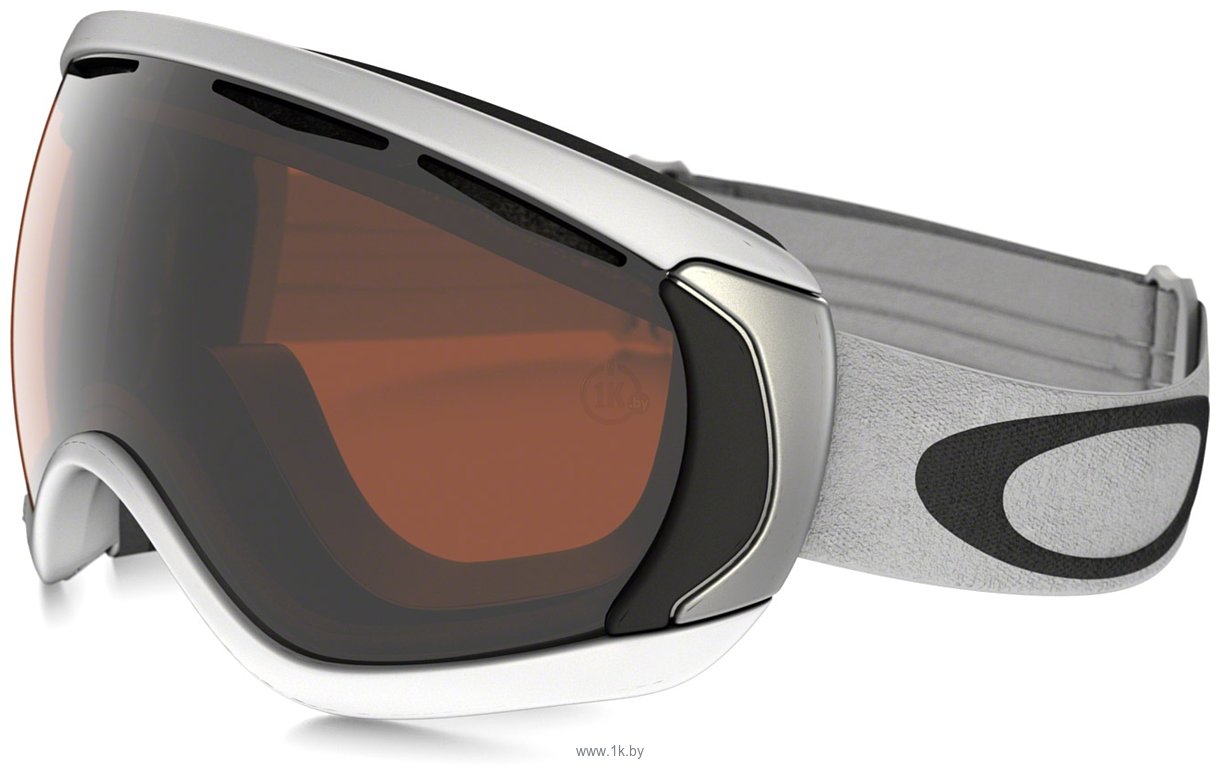 Фотографии Oakley Canopy