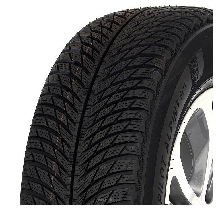 Фотографии Michelin Pilot Alpin 5 SUV 265/60 R18 114H