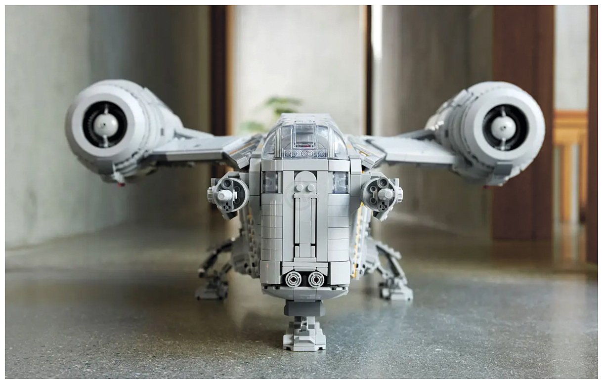 Фотографии LEGO Star Wars 75331 Лезвие бритвы