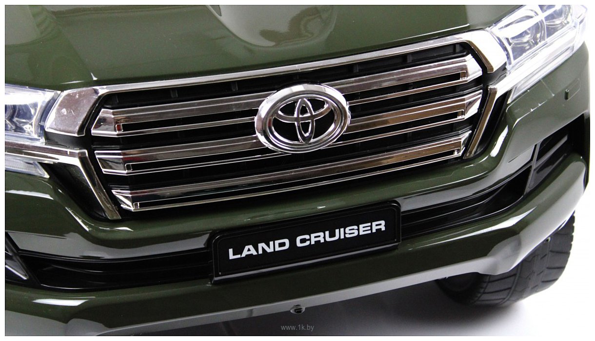 Фотографии RiverToys Toyota Land Cruiser 200 JJ2022 (зеленый глянец)