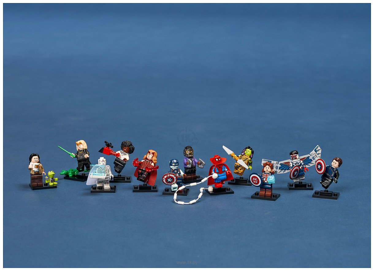 Фотографии LEGO Minifigures 71031 Студия Marvel