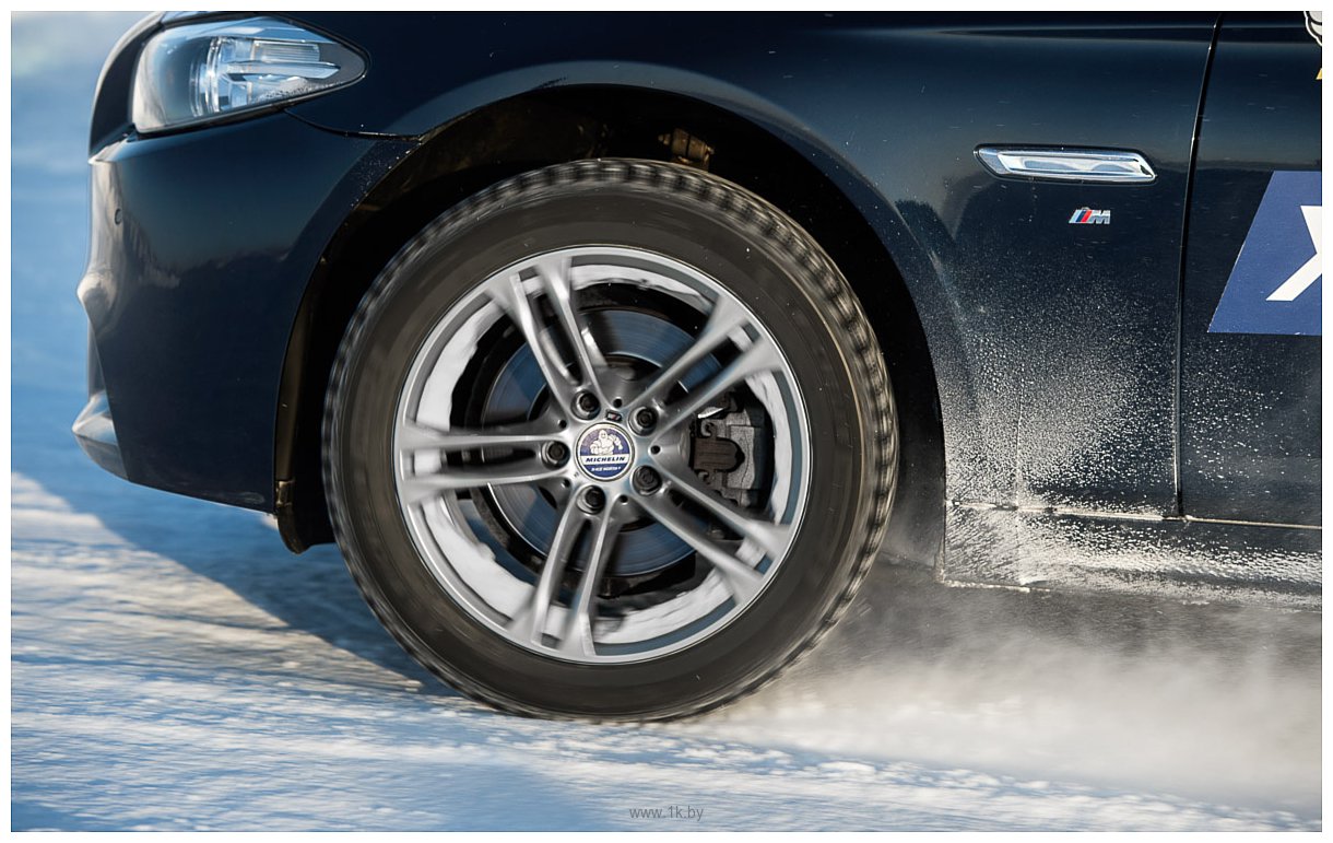 Фотографии Michelin X-Ice North 4 245/40 R21 100H XL