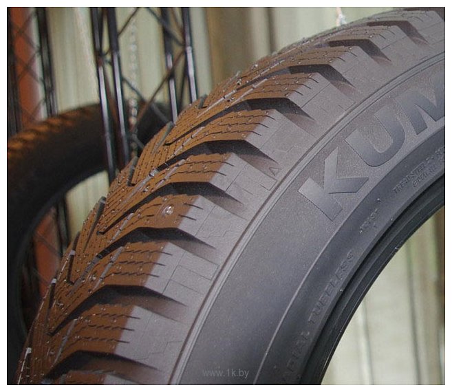 Фотографии Kumho WinterCraft ice Wi31 205/60 R16 96T (под шип)