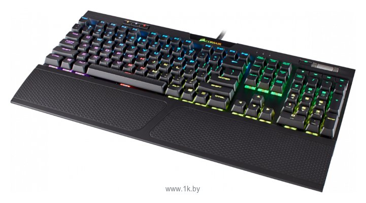 Фотографии Corsair Gaming K70 Cherry MX Speed black USB