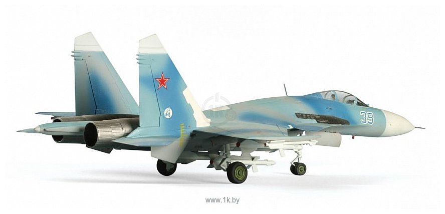 Фотографии Звезда Советский истребитель завоевания превосходства в воздухе Су-27