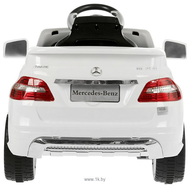 Фотографии Sima-Land Mercedes-Benz ML 350 (белый)