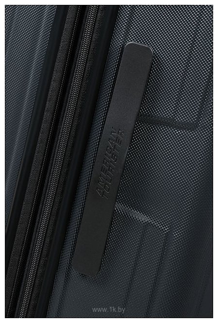 Фотографии American Tourister Tracklite Black 67 см