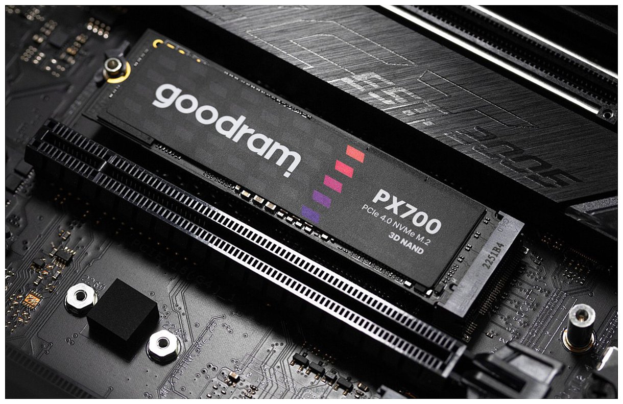 Фотографии GOODRAM PX700 2TB SSDPR-PX700-04T-80