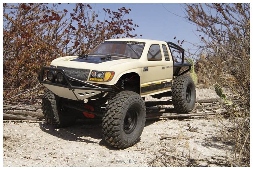 Фотографии Axial SCX10 II Trail Honcho 4WD RTR