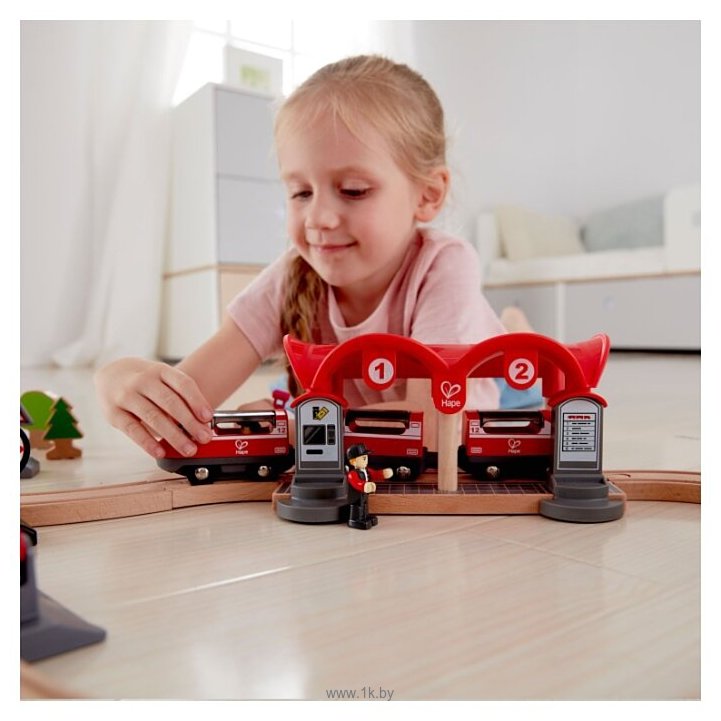 Фотографии Hape Игровой набор ''Город'' E3730 Фотографии Hape Игровой набор ''Город'' E3730