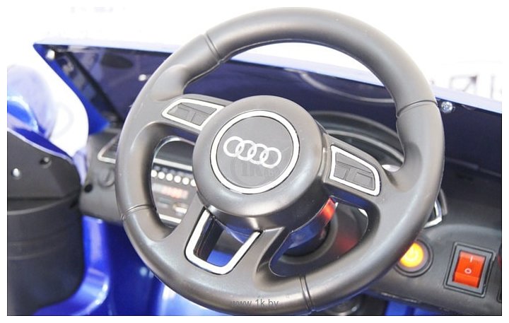 Фотографии RiverToys Audi Q5 (синий)