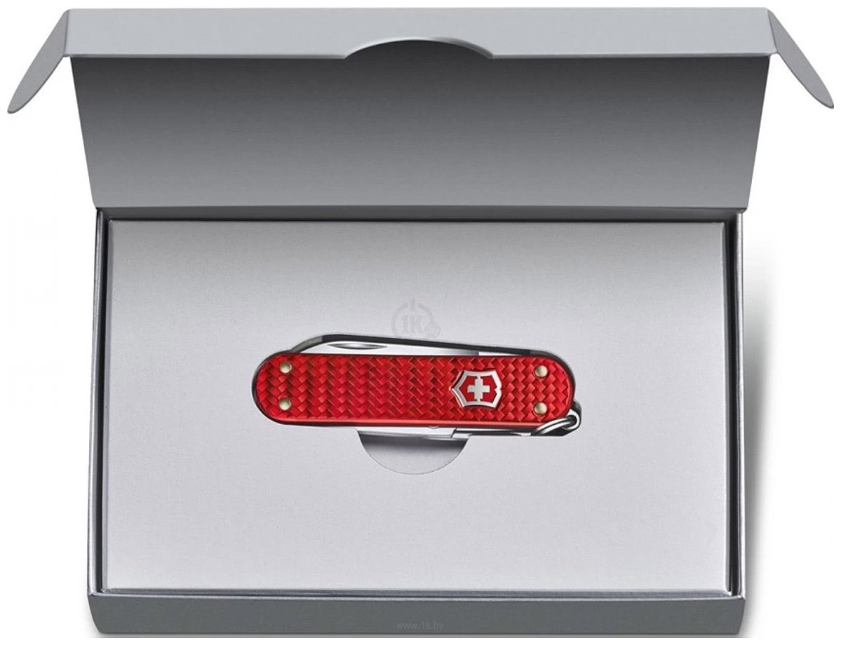 Фотографии Victorinox Classic Precious Alox 0.6221.401G (красный)