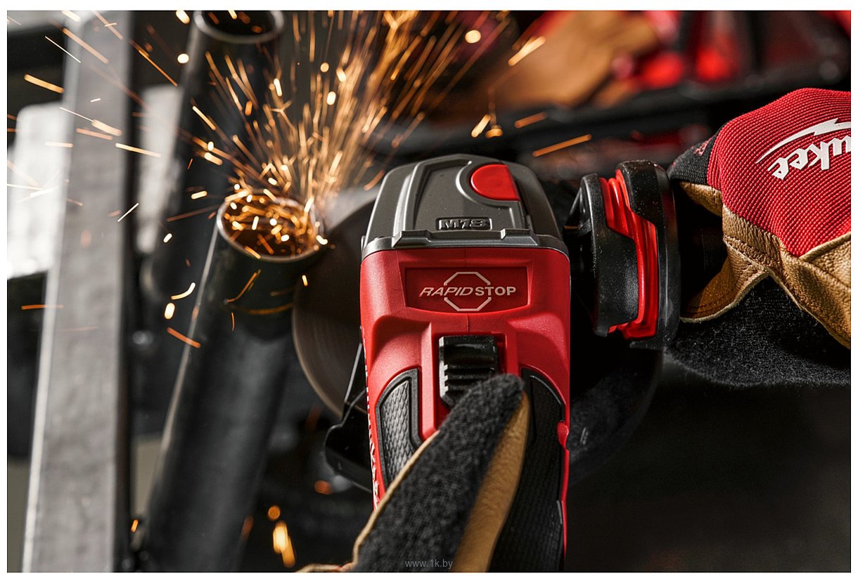 Фотографии Milwaukee M18FSAGV125XB/M18VC-2/M18NRG-502 / A003MLW (с пылесосом, энергокомплектом)